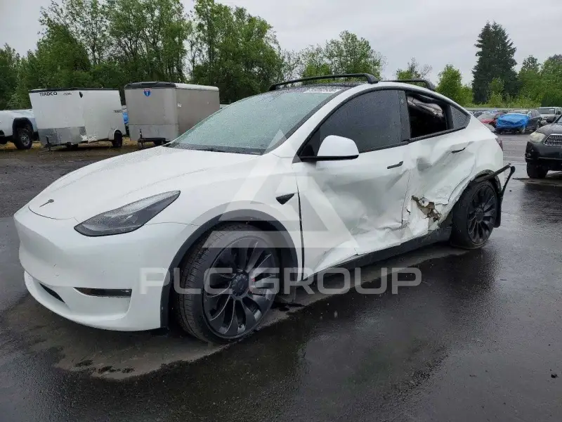 2022 Tesla Model Y фото
