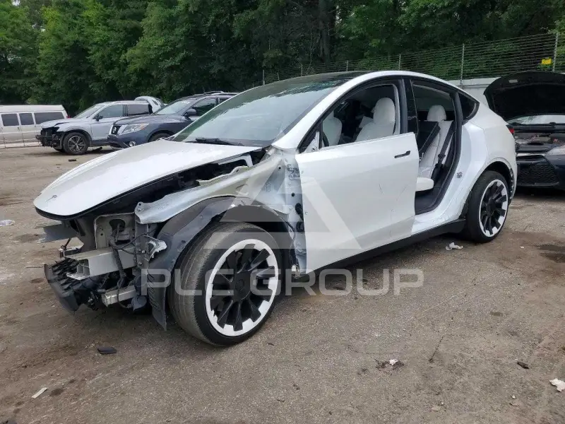 2022 Tesla Model Y фото
