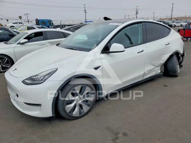 2022 Tesla Model Y фото