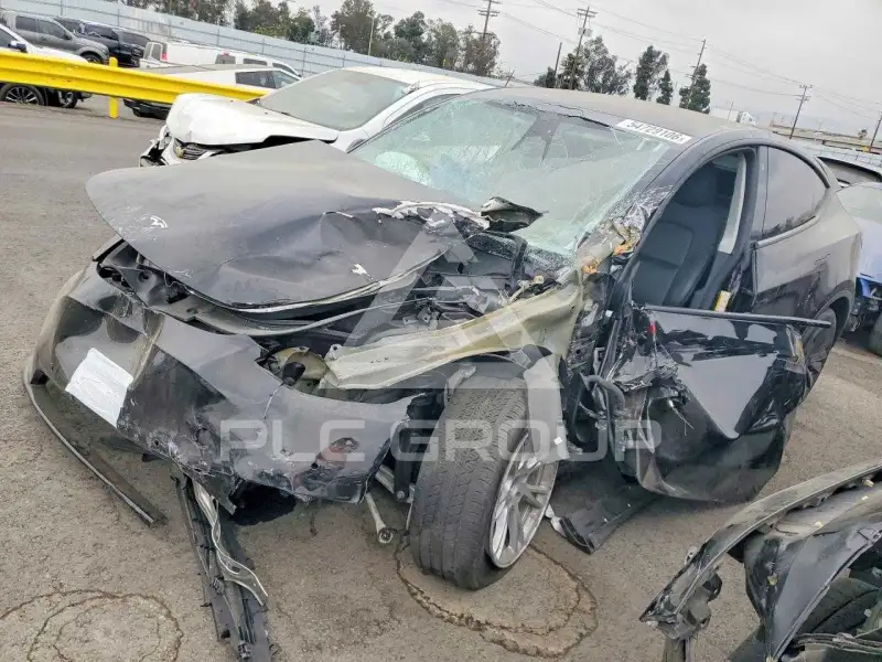 2022 Tesla Model Y фото