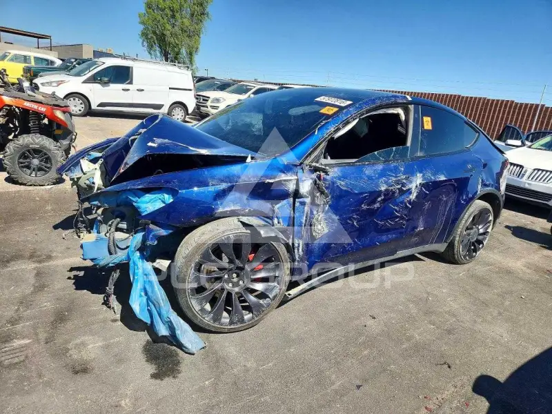 2022 Tesla Model Y фото