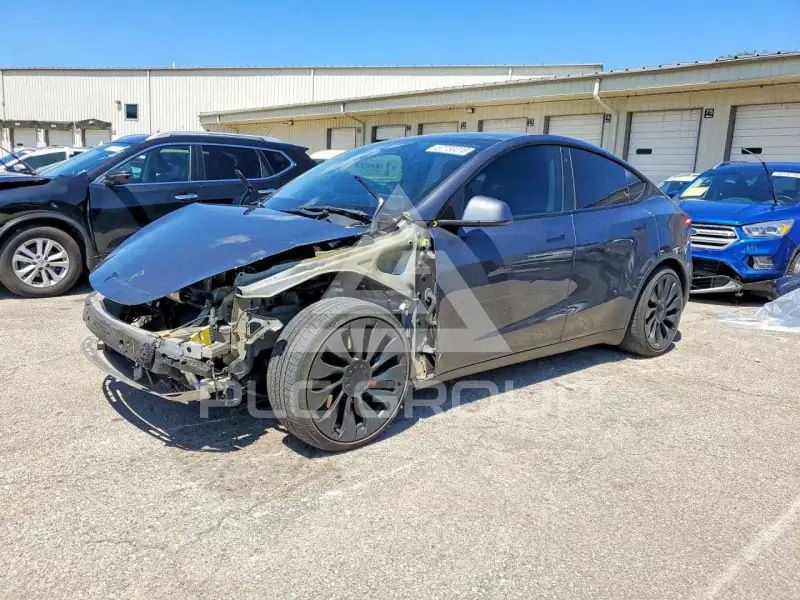 2022 Tesla Model Y фото