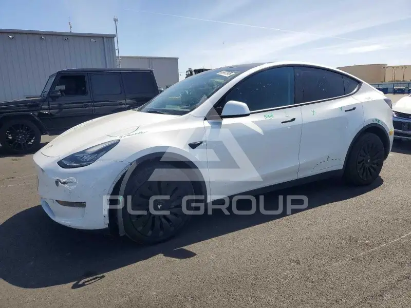 2022 Tesla Model Y фото