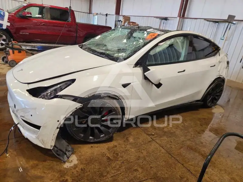 2022 Tesla Model Y фото