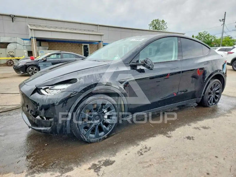 2022 Tesla Model Y фото
