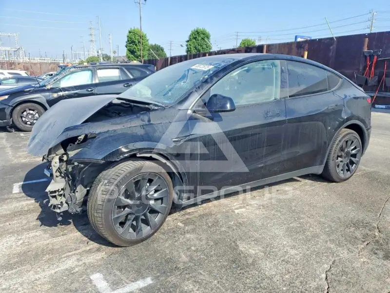 2022 Tesla Model Y фото