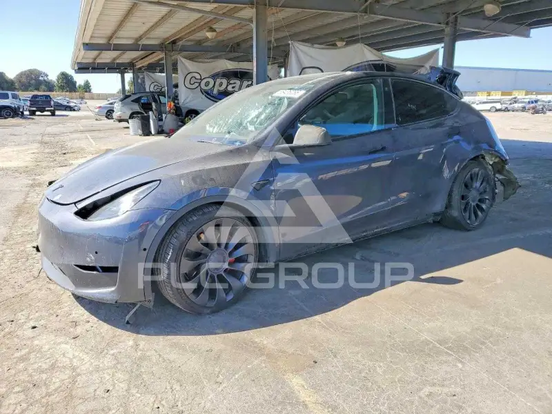 2022 Tesla Model Y фото