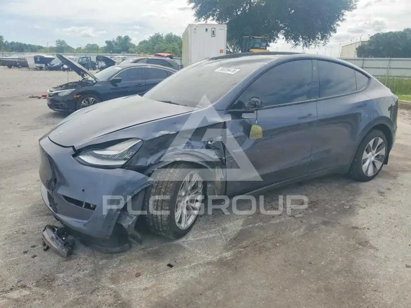 2022 Tesla Model Y фото
