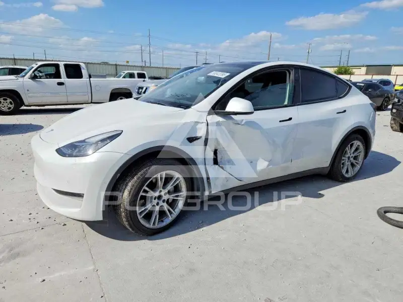 2022 Tesla Model Y фото