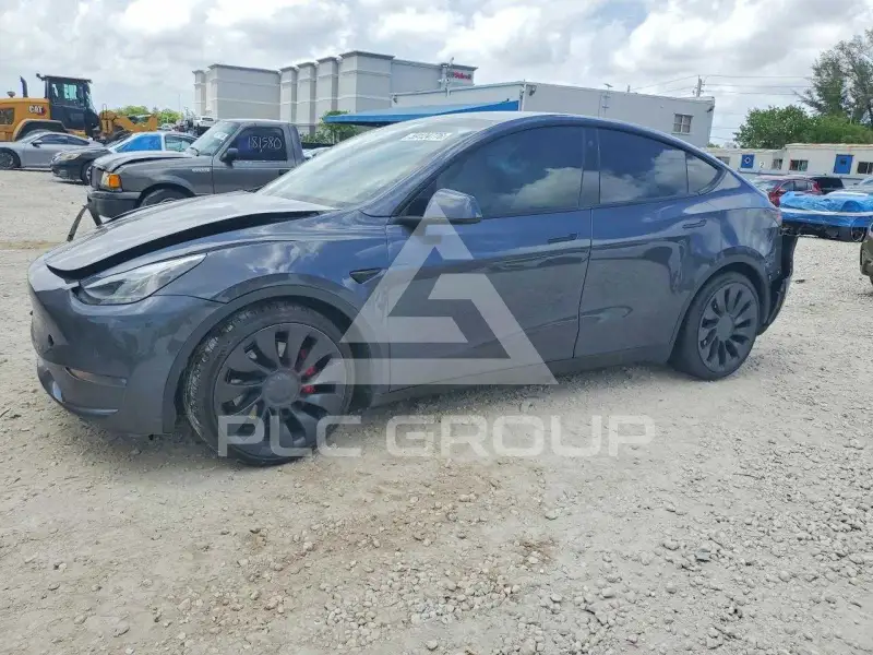 2022 Tesla Model Y фото
