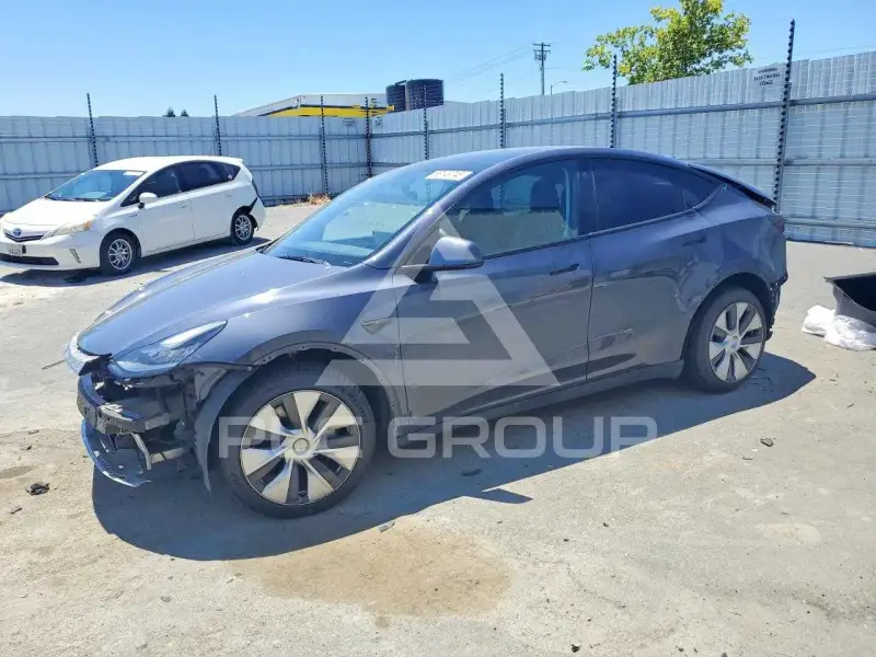 2022 Tesla Model Y фото
