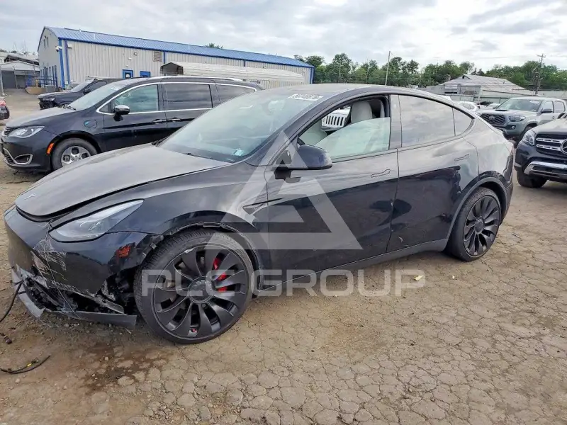 2022 Tesla Model Y фото