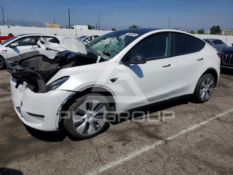 2022 Tesla Model Y фото