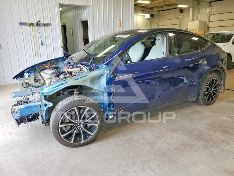 2022 Tesla Model Y фото