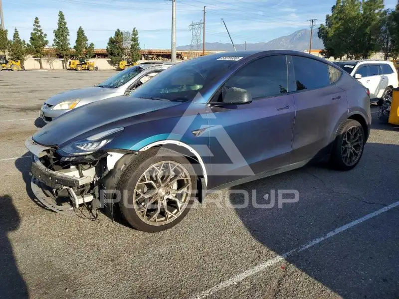 2022 Tesla Model Y фото