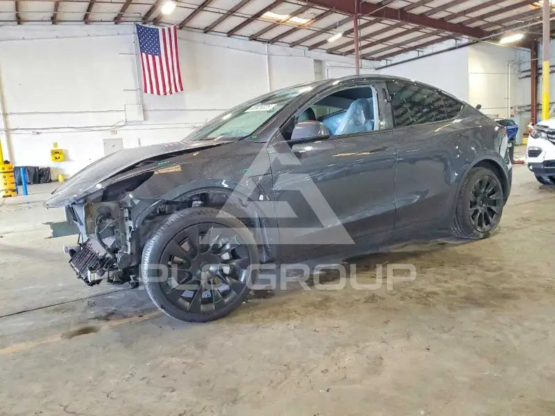 2022 Tesla Model Y фото
