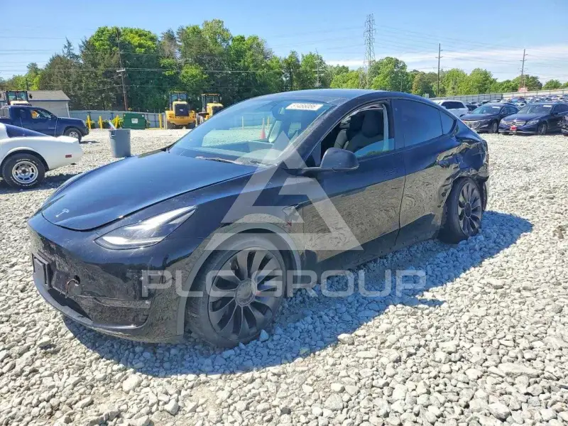 2022 Tesla Model Y фото