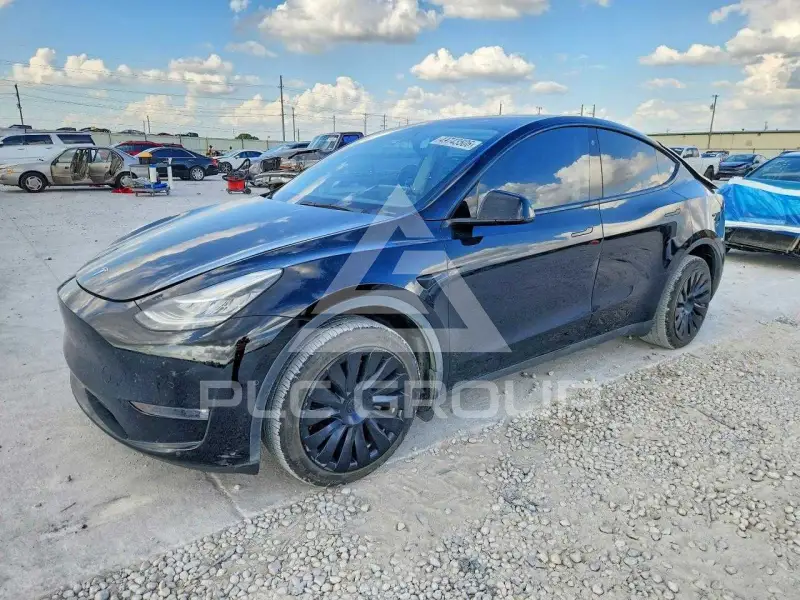 2022 Tesla Model Y фото
