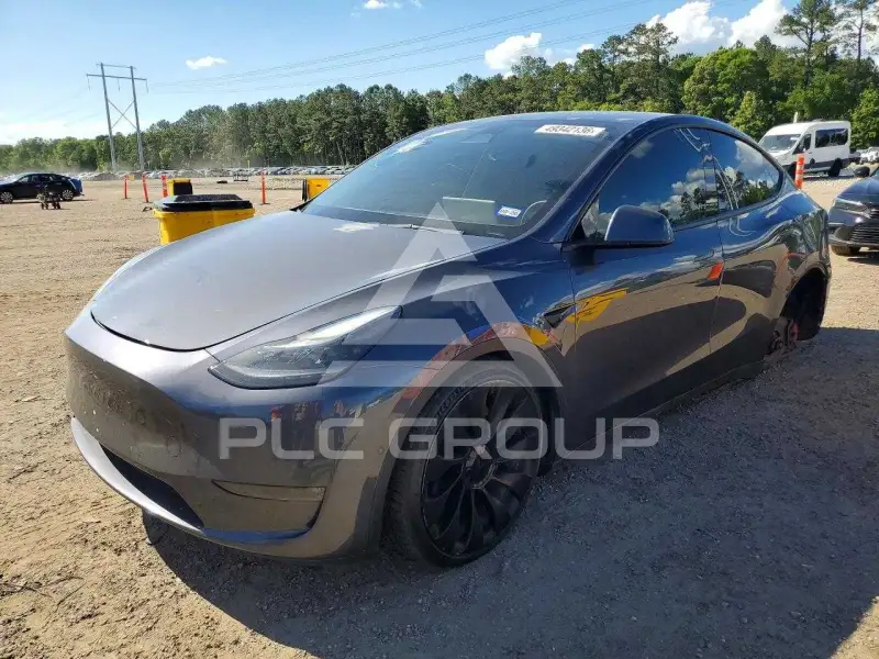 2022 Tesla Model Y фото