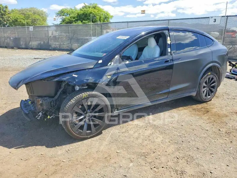 2022 Tesla Model X фото