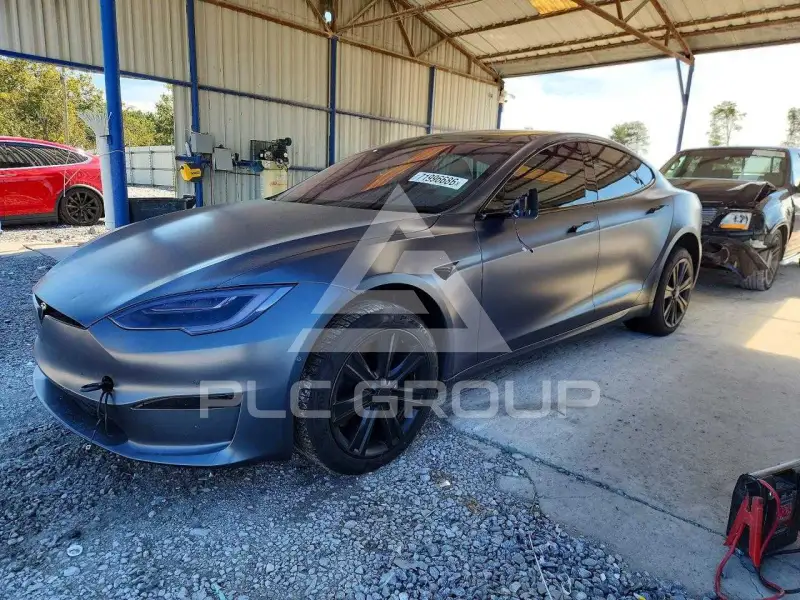 2022 Tesla Model S фото