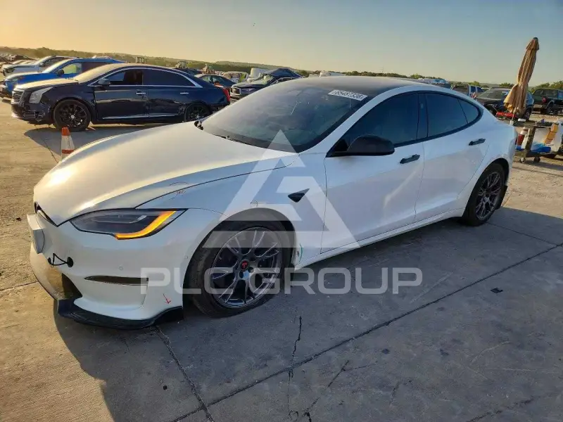 2022 Tesla Model S фото