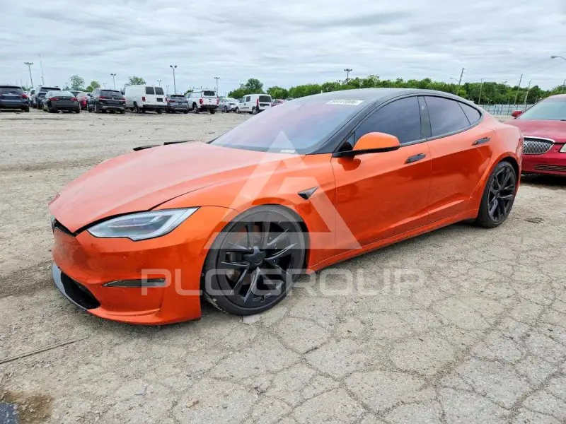 2022 Tesla Model S фото