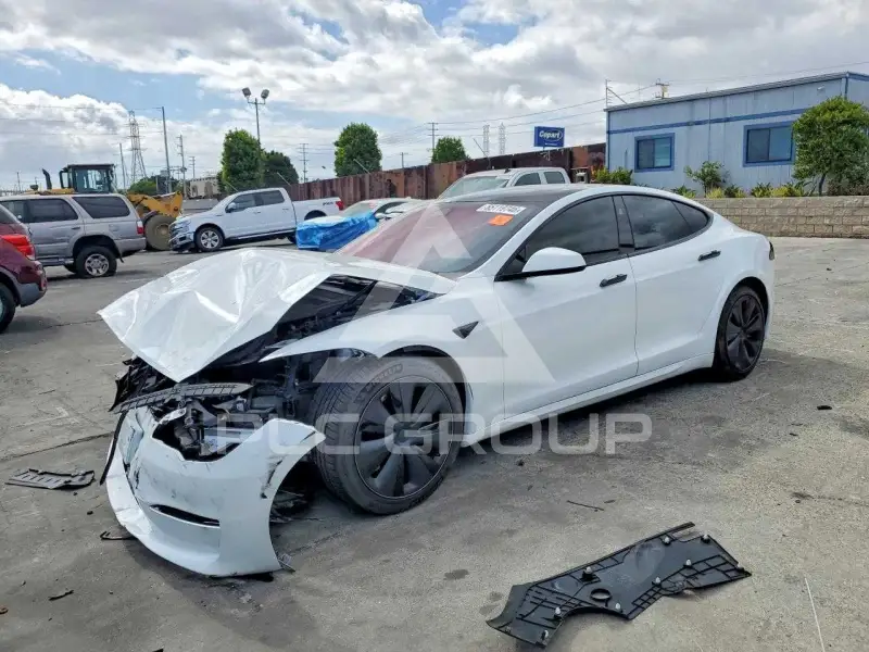 2022 Tesla Model S фото