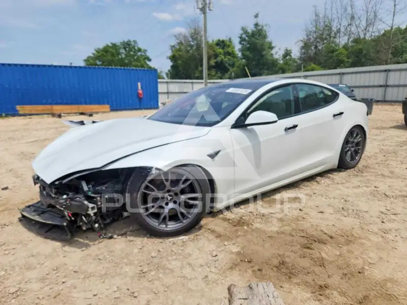 2022 Tesla Model S фото
