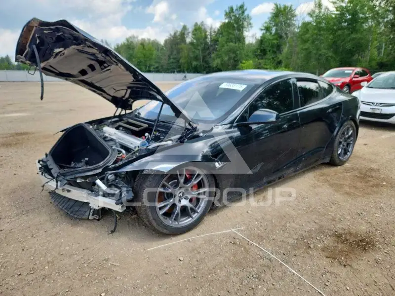 2022 Tesla Model S фото