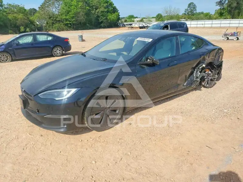 2022 Tesla Model S фото