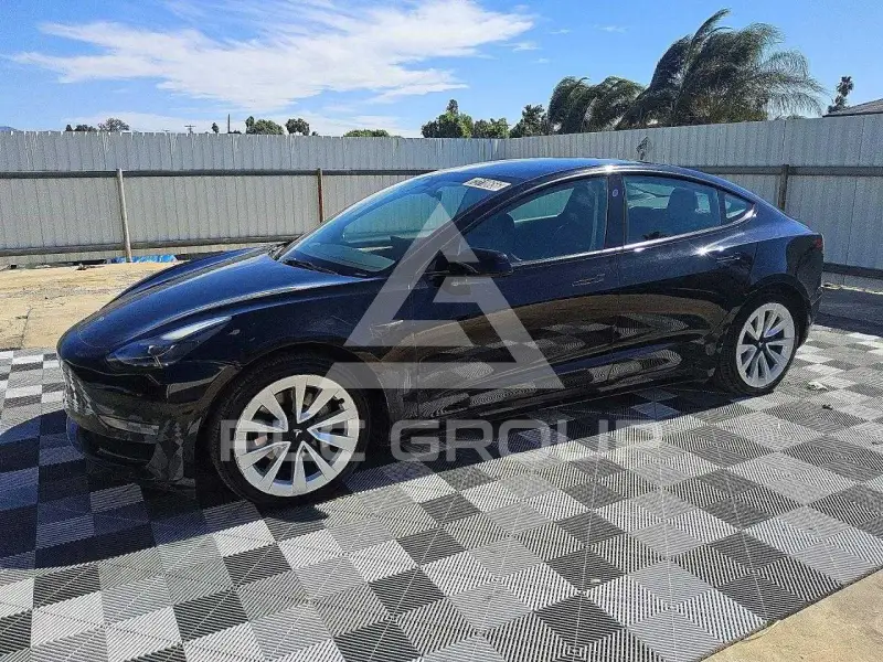 2022 Tesla Model 3 photo