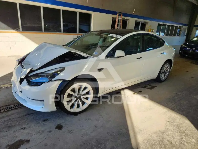2022 Tesla Model 3 photo