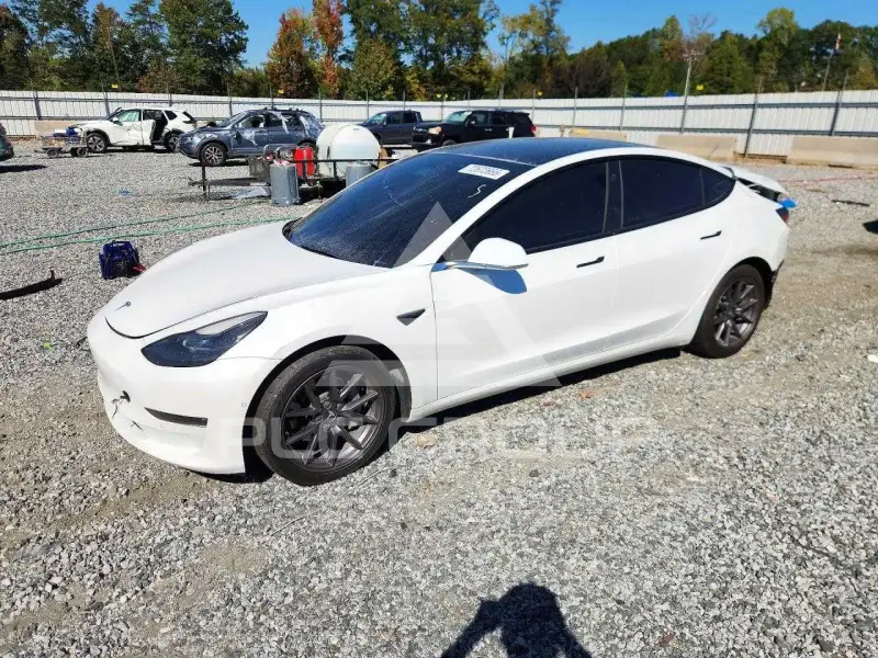 2022 Tesla MODEL 3 фото