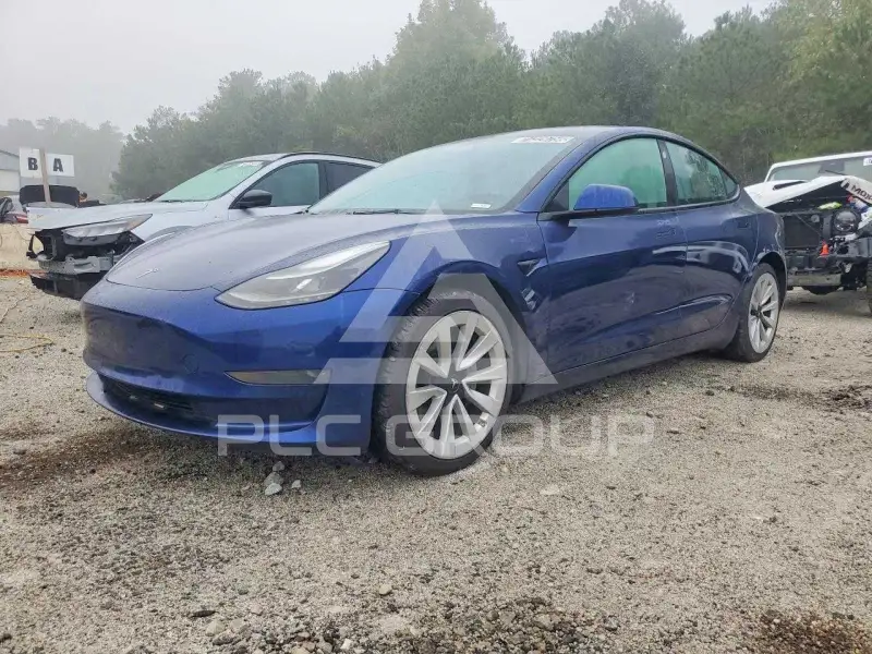 2022 Tesla Model 3 фото
