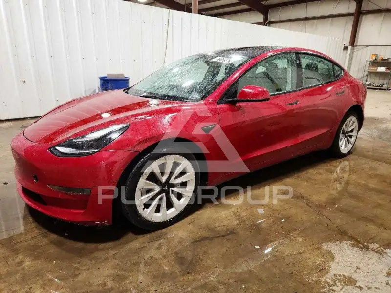 2022 Tesla Model 3 фото