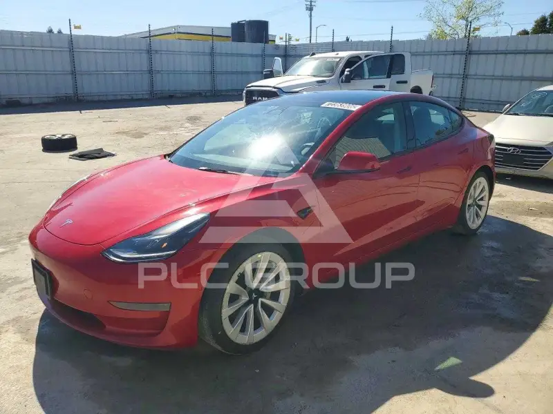 2022 Tesla Model 3 фото