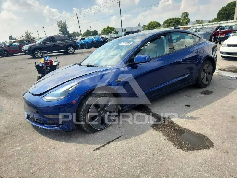 2022 Tesla Model 3 photo