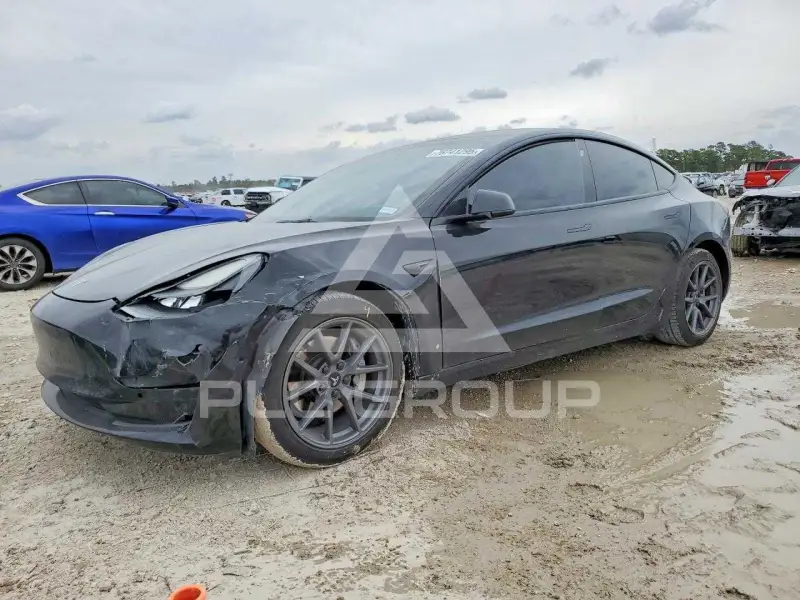 2022 Tesla Model 3 photo