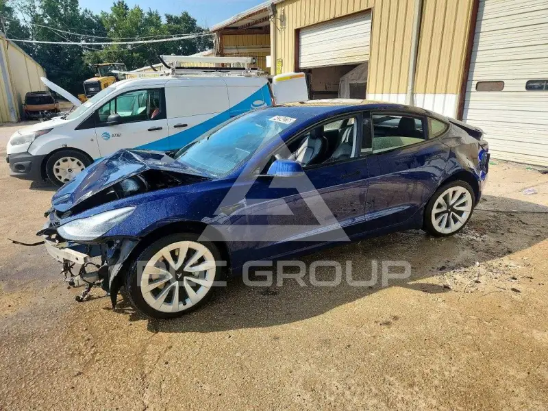 2022 Tesla Model 3 photo