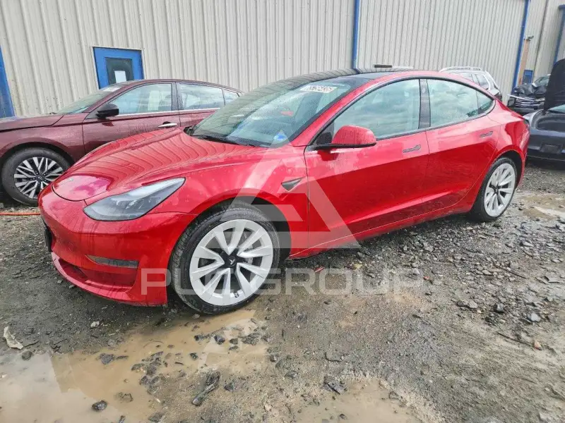 2022 Tesla Model 3 фото