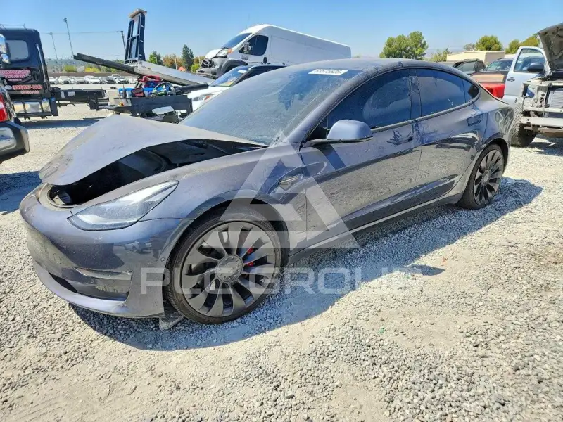 2022 Tesla Model 3 фото