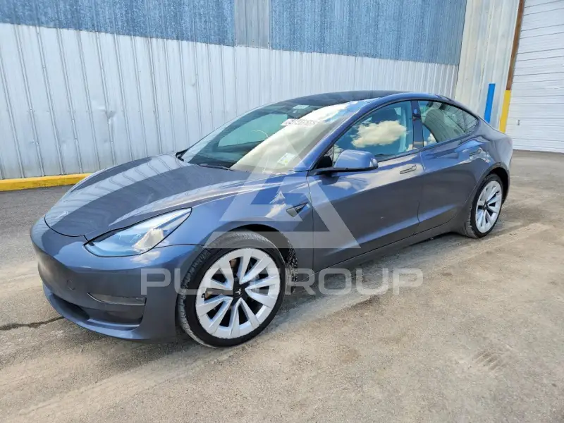 2022 Tesla Model 3 фото