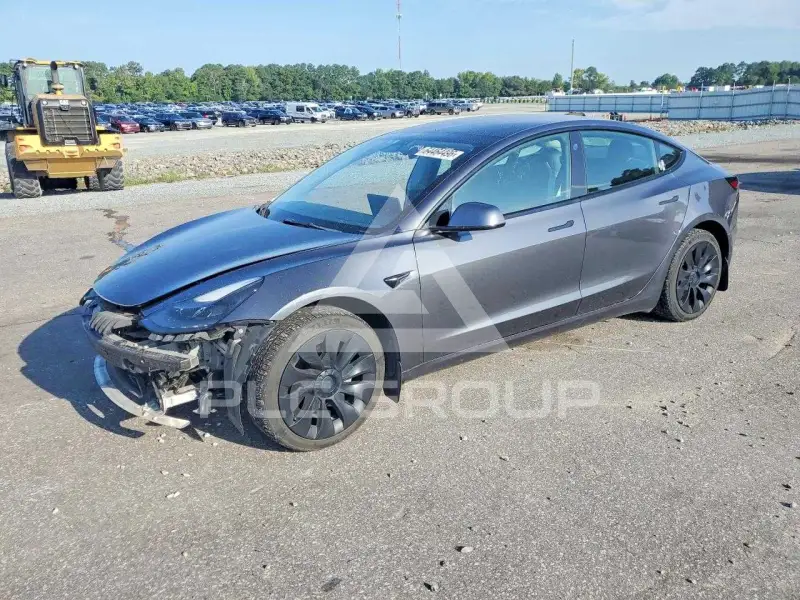 2022 Tesla Model 3 photo