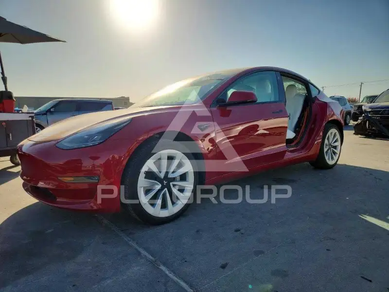 2022 Tesla Model 3 фото