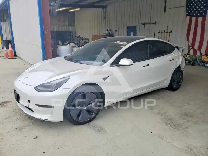 2022 Tesla Model 3 photo