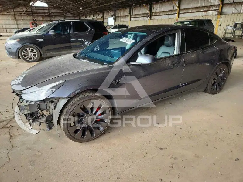2022 Tesla Model 3 фото