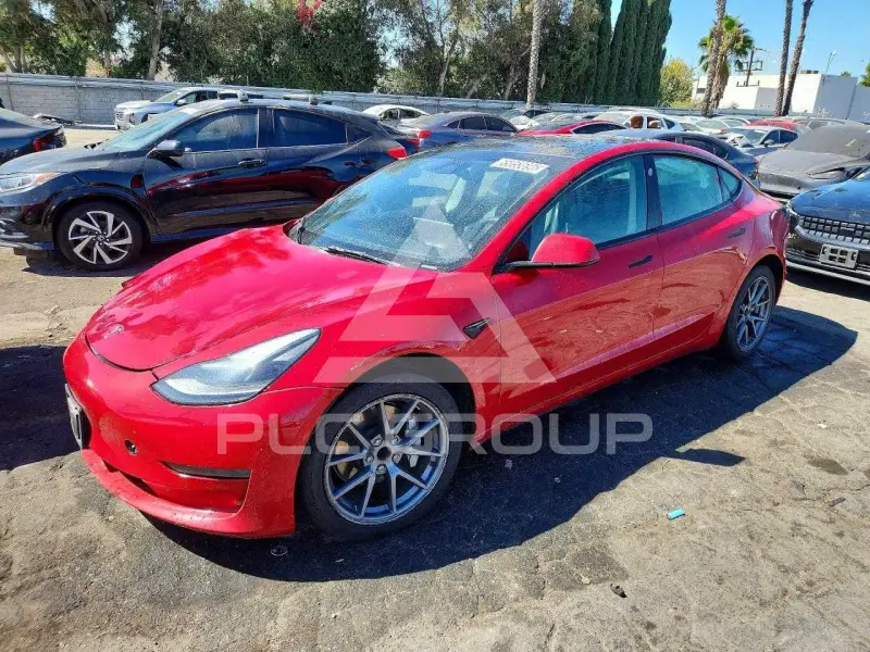 2022 Tesla Model 3 фото