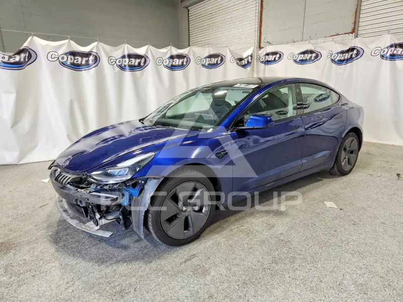 2022 Tesla Model 3 фото