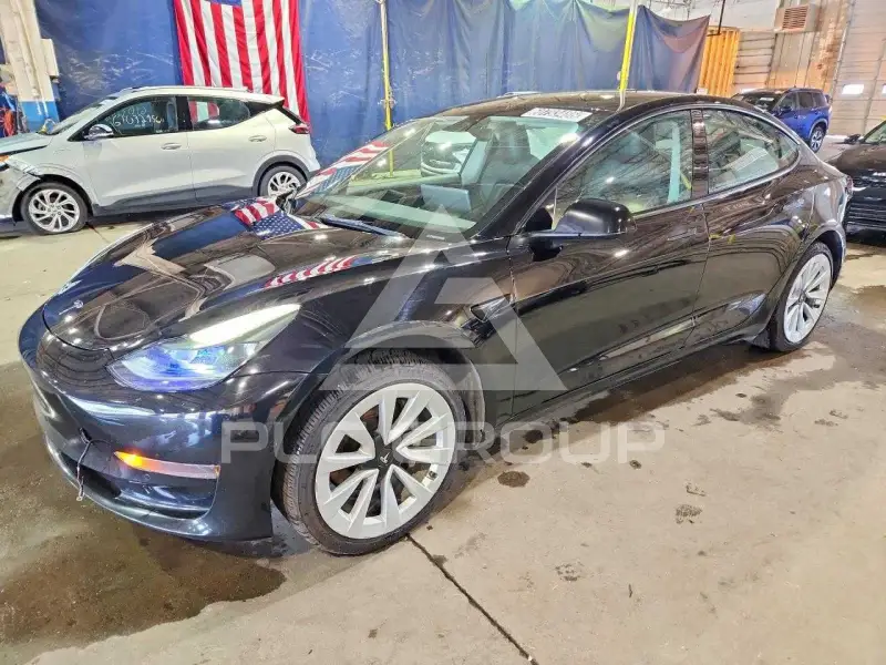 2022 Tesla Model 3 фото